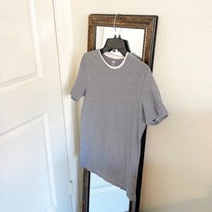 H&M navy blue/white striped short sleeve t-shirt